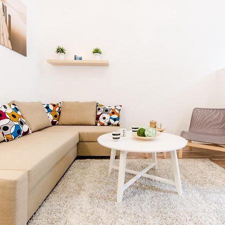 N28 Deluxe Apartment Будапеща Екстериор снимка