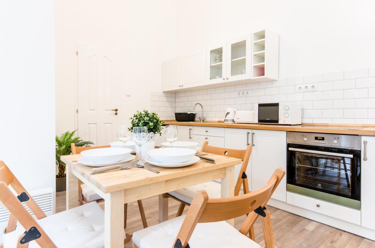 N28 Deluxe Apartment Будапеща Екстериор снимка