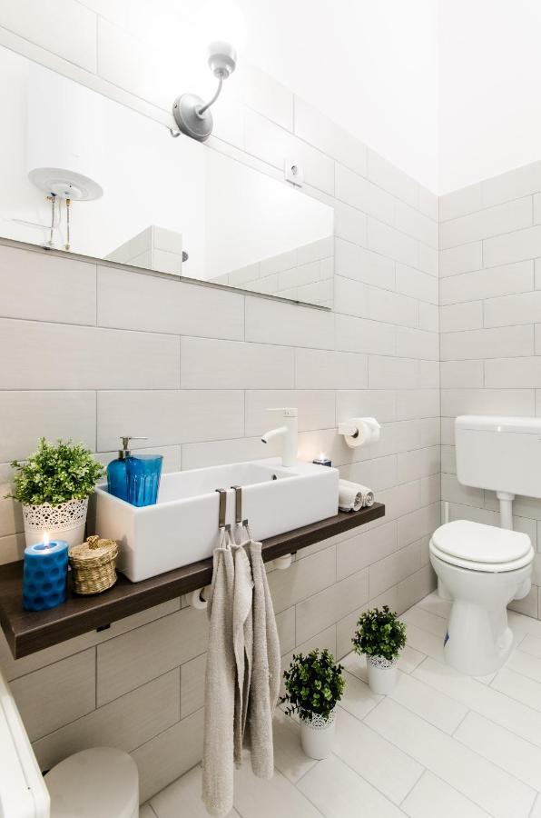 N28 Deluxe Apartment Будапеща Екстериор снимка